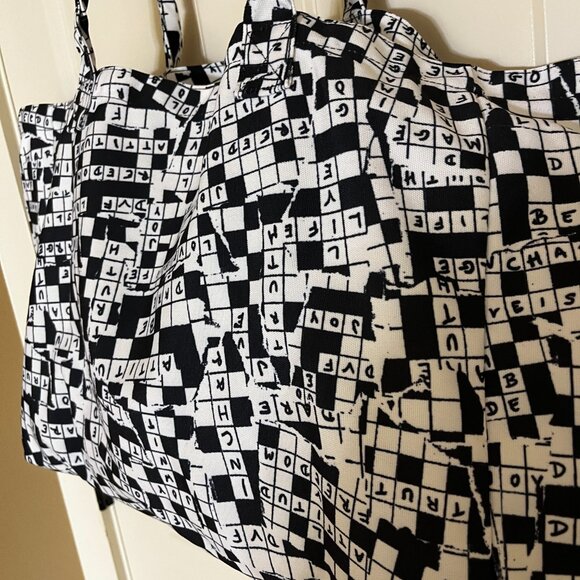 Diane von Furstenberg 50th Anniversary Tote Bag Crossword NEW - Picture 5 of 9